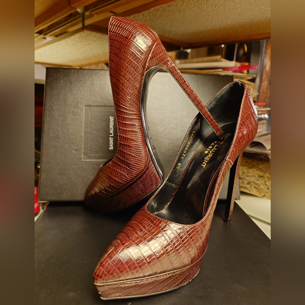 Saint Laurent Women's Brown Croc-Embossed Shoes - Picture 3 of 14